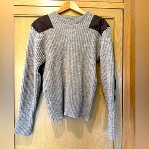 Cabela's Chunky Thick Rib Pure New Wool Crewneck Hunting Sweater with Patches LG